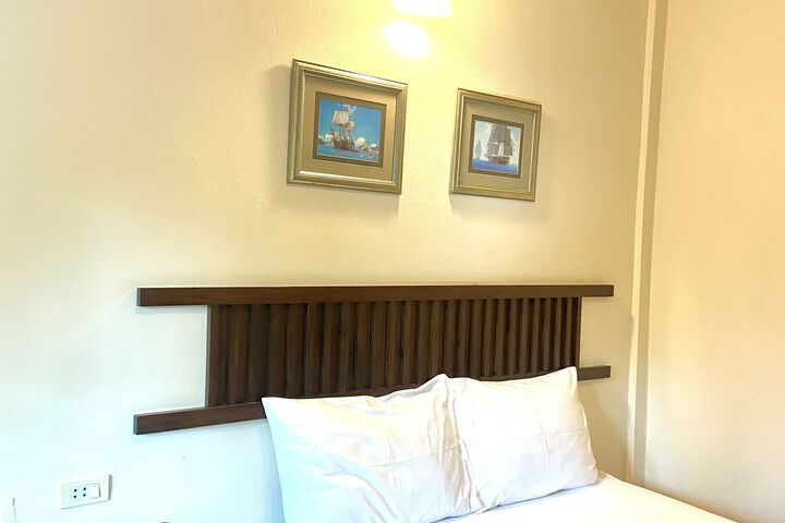 Room 37 of 43