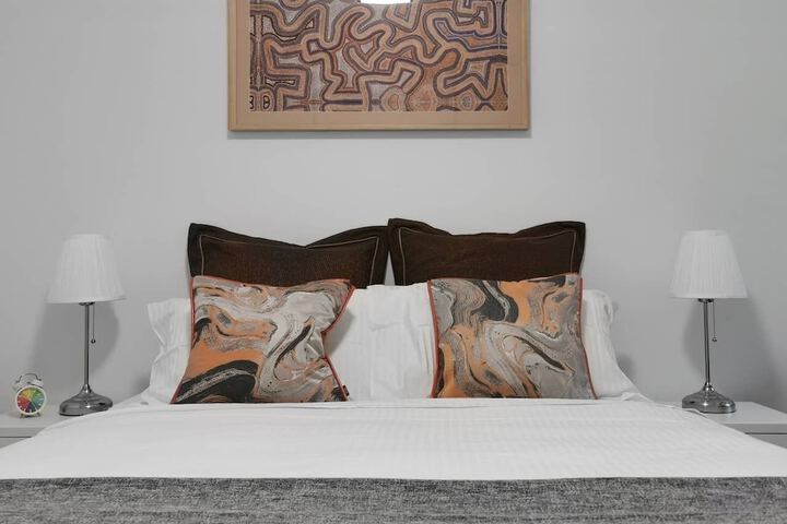 Room 5 of 20