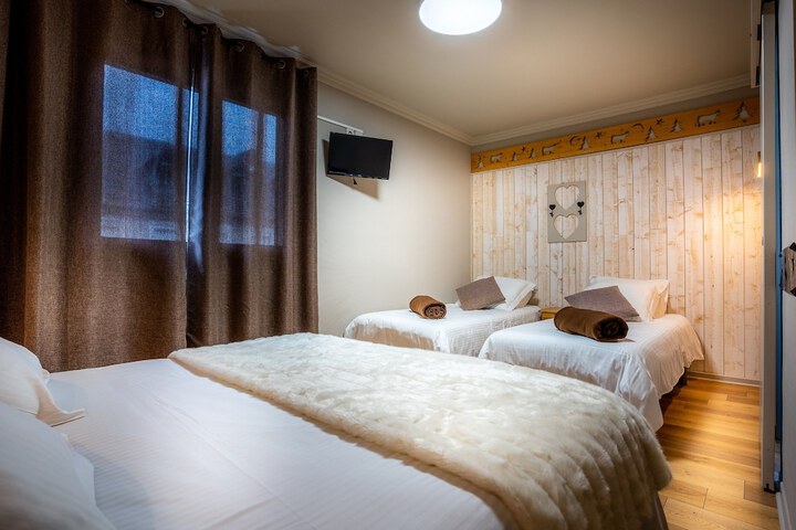 Room 12 of 43