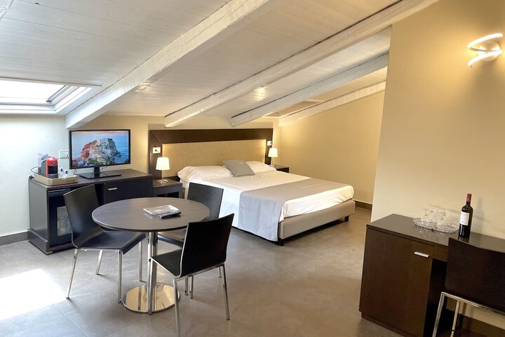 Room 14 of 43