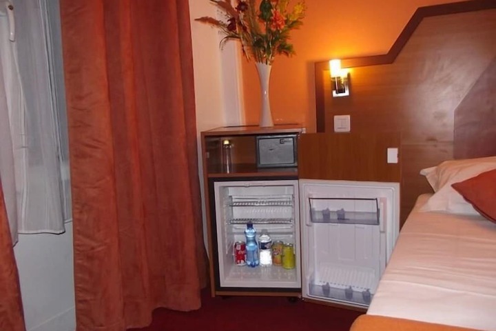 Room 15 of 58
