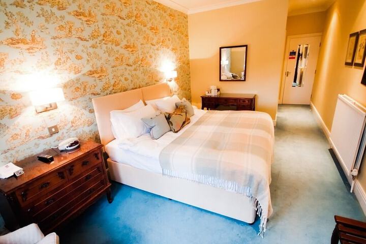 Room 10 of 58