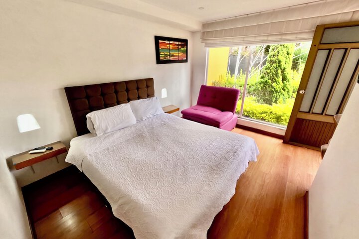Room 16 of 36
