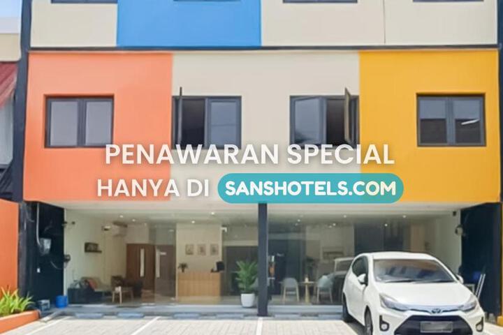 SANS FYBED Hotel Semarang