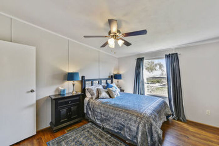 Room 12 of 23