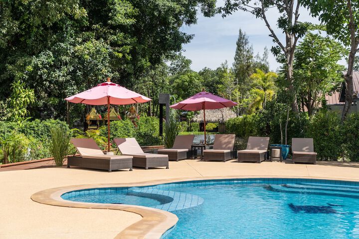 Sundeck 56 of 61