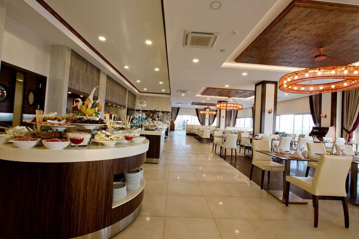 Dining 50 of 67