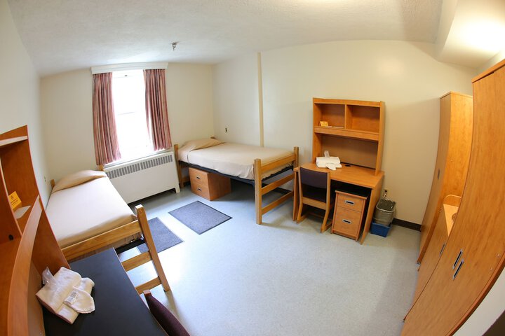 Room 22 of 69