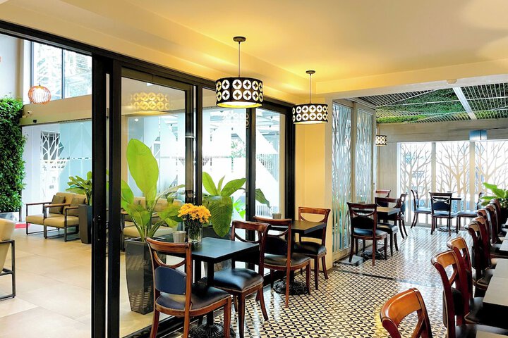 Hotel Interior 4 of 45