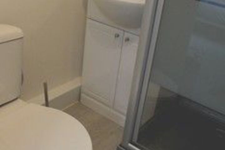 Room 2 of 44