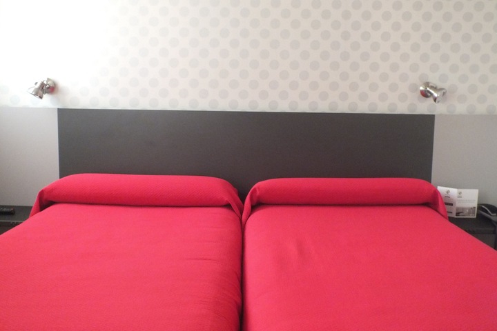 Room 11 of 65