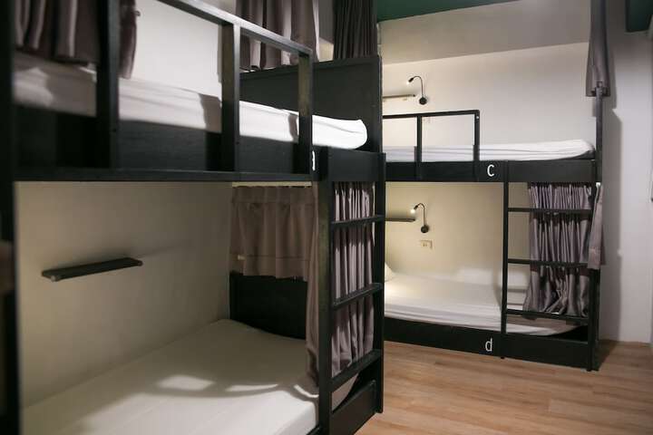 Room 20 of 127