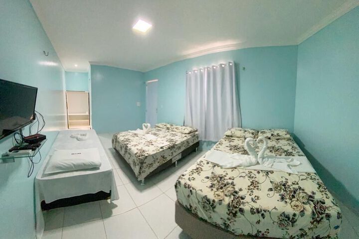 Room 9 of 10