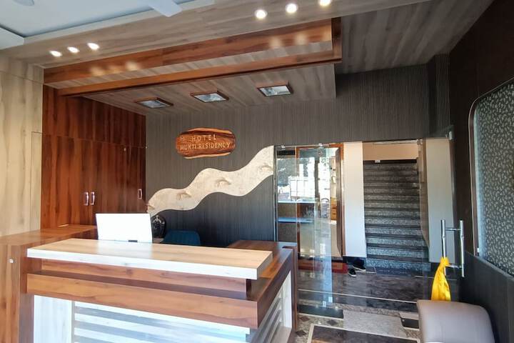 Hotel Interior 3 of 35