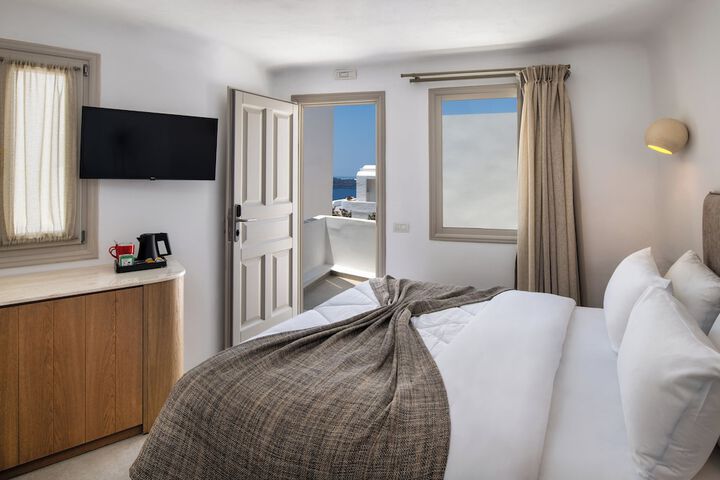 Room 34 of 163