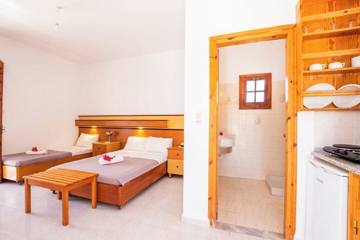 Room 9 of 43