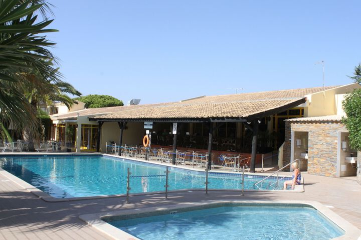 Pool 53 of 95