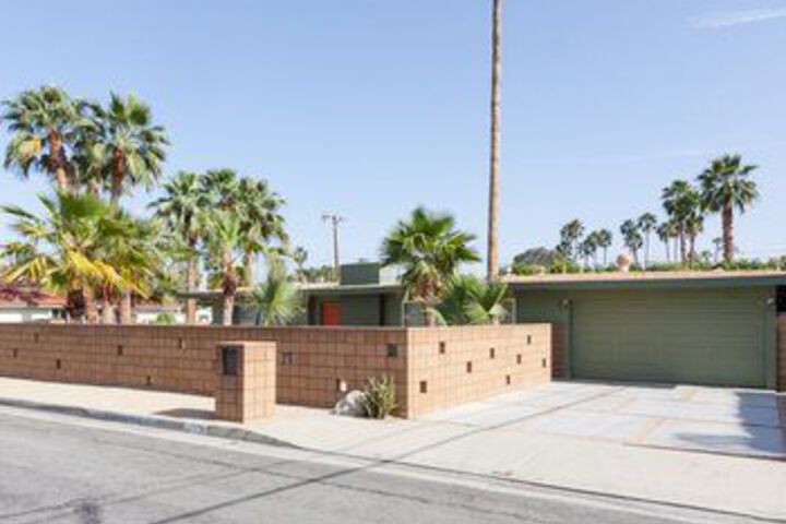 3Br 3BA Stylish House with Pool Palm Springs by RedAwning