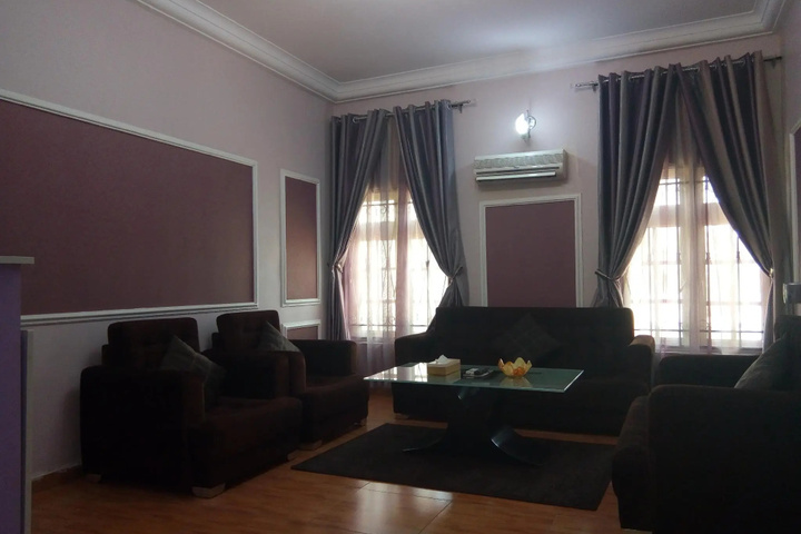 Room 3 of 23