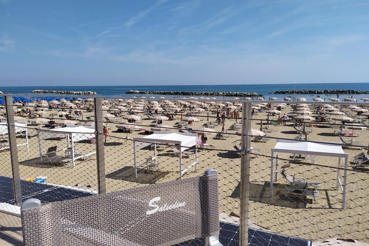 Beach 43 of 52