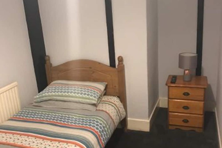 Room 2 of 22