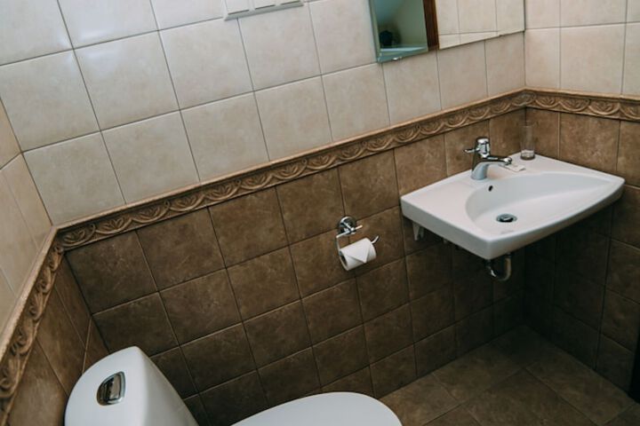 Clean Restrooms