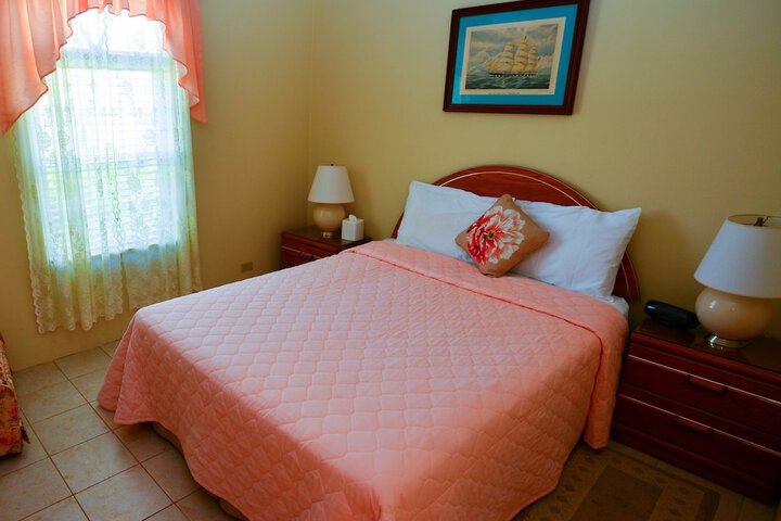 Room 14 of 77