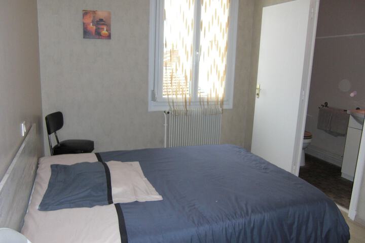 Room 20 of 32
