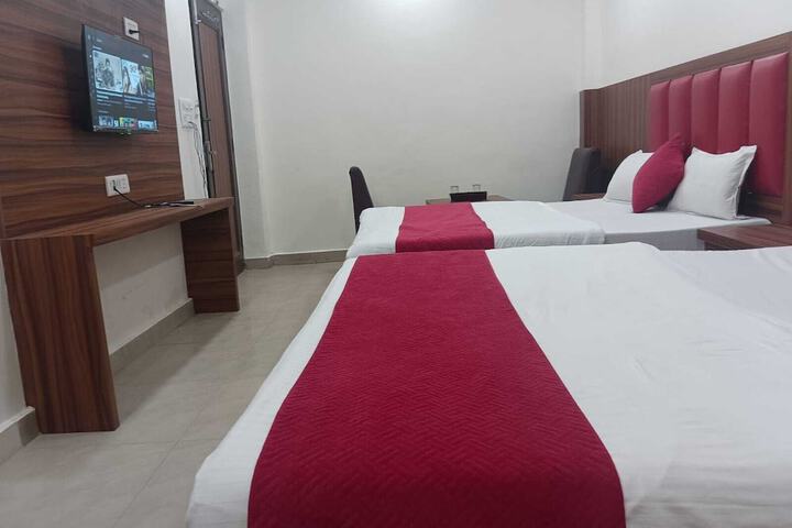 Room 6 of 51