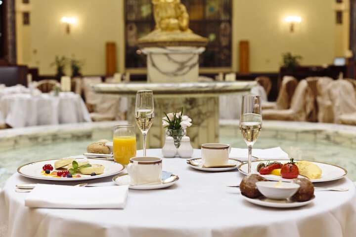 Breakfast/Coffee Service 115 of 142