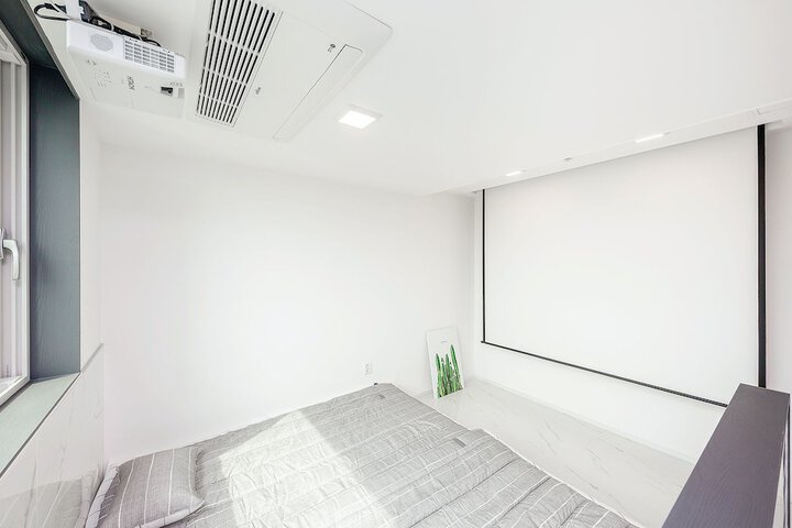 Room 20 of 54
