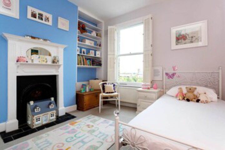 Room 5 of 24