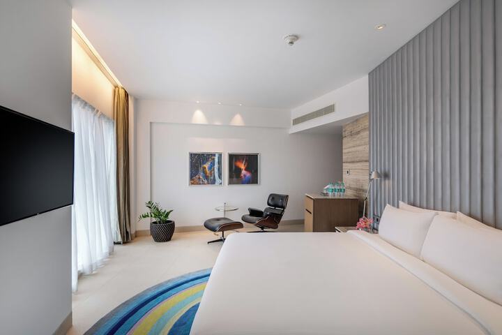 Room 13 of 45