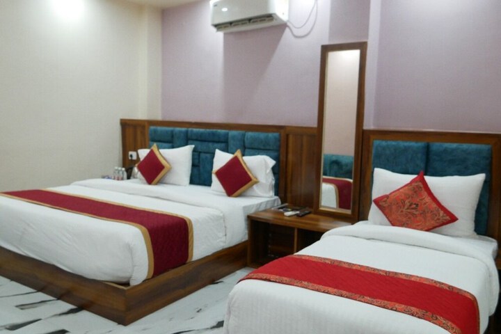 Room 3 of 22