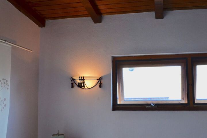 Room 5 of 48