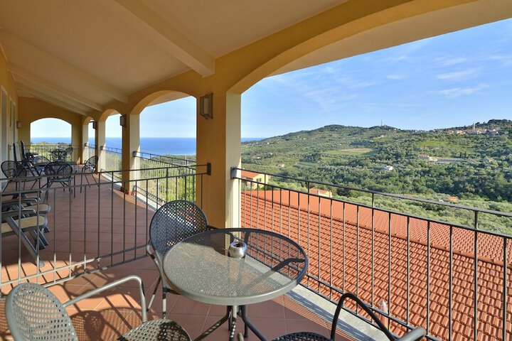 Terrace/Patio 75 of 75