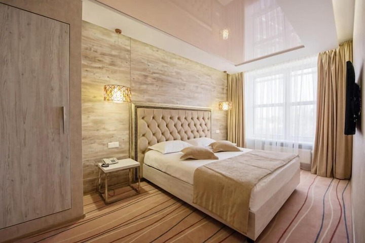 Room 15 of 34