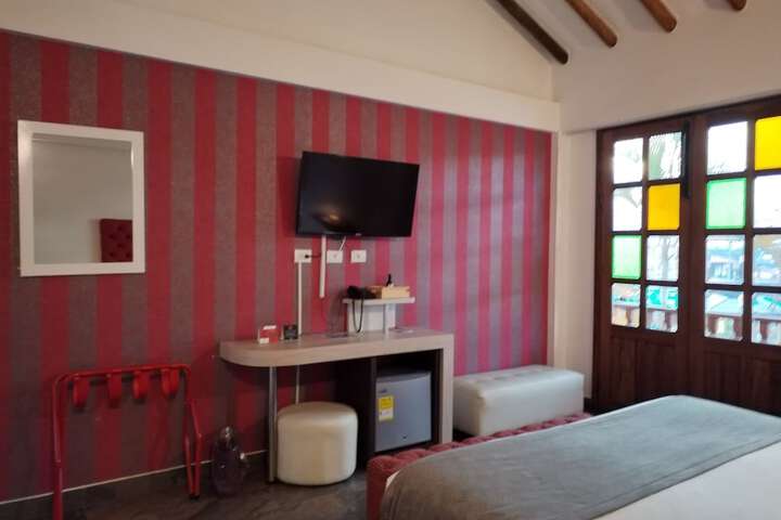 Room 36 of 91