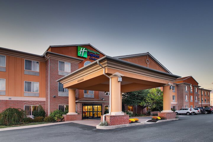 Hotel 74 of 77