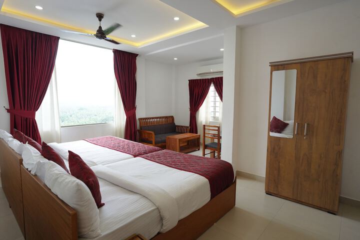 Room 14 of 28