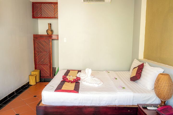 Room 15 of 135