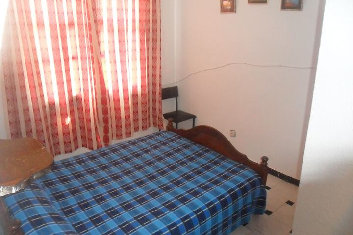 Room 10 of 31