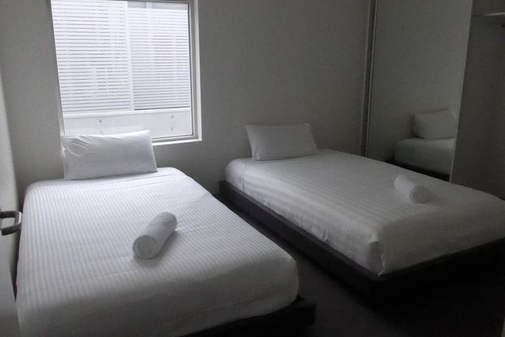 Room 11 of 26