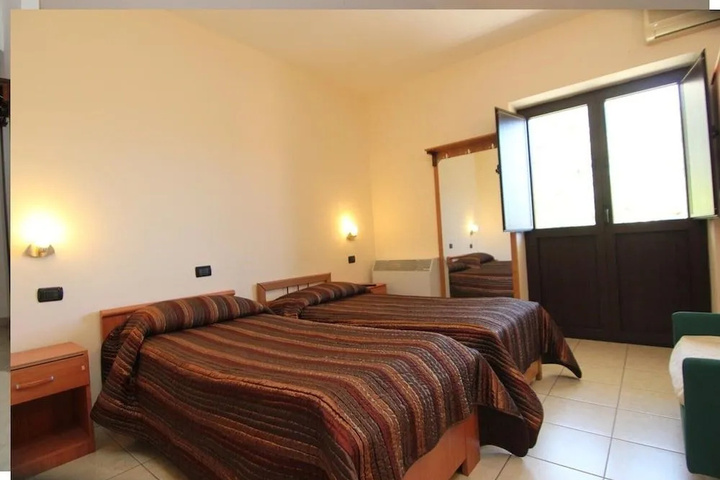 Room 2 of 13