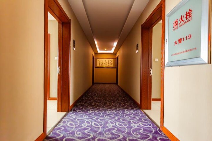 Hotel Interior 7 of 20