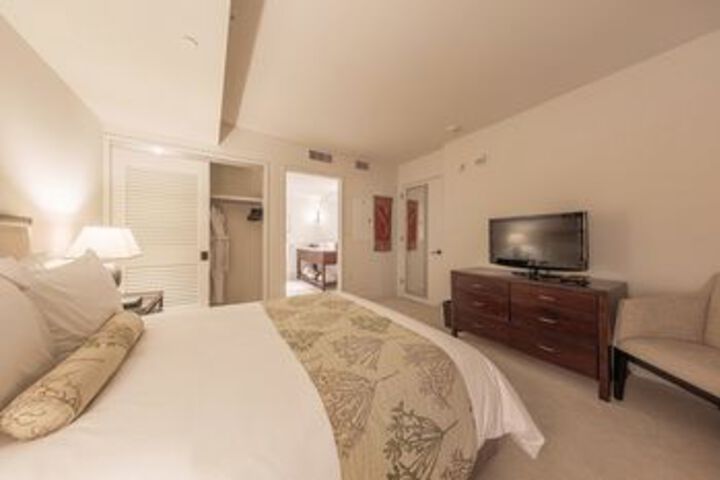 Room 141 of 232