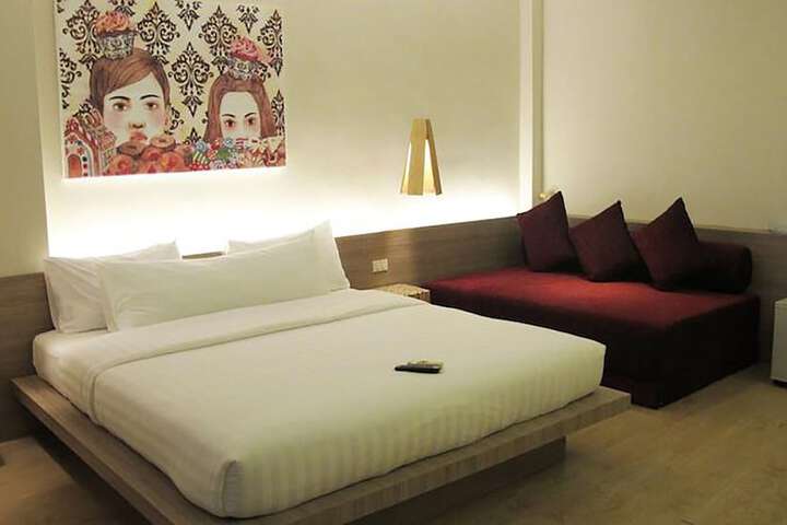 Room 3 of 59