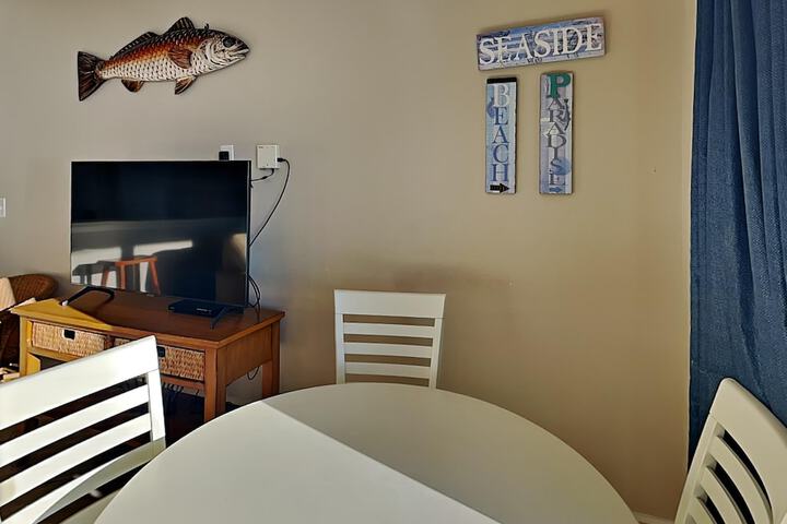 Dining 158 of 217