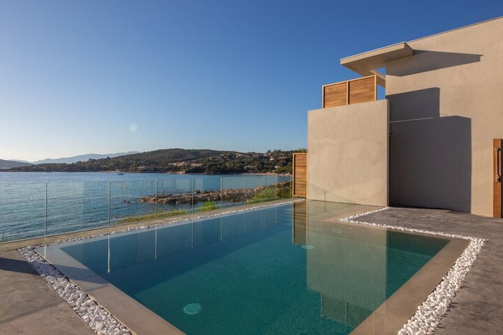 Pool 15 of 23