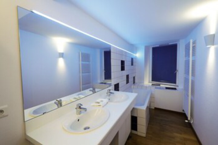 Room 3 of 60